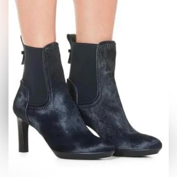 Aquatalia Black Calf Hair & Patent Ankle Boots Size 8 - Picture 2 of 16